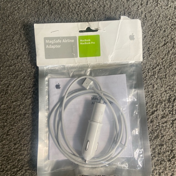 Apple MagSafe Airline Adapter - Silver and White - Picture 1 of 3